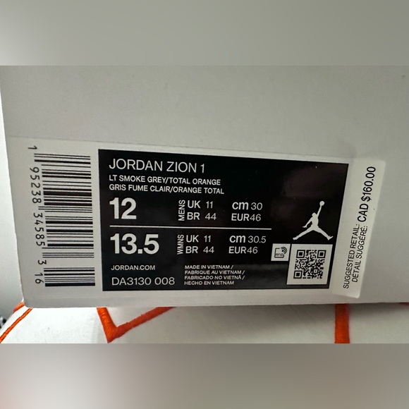 Jordan Zion 1 size 12 - Picture 3 of 3